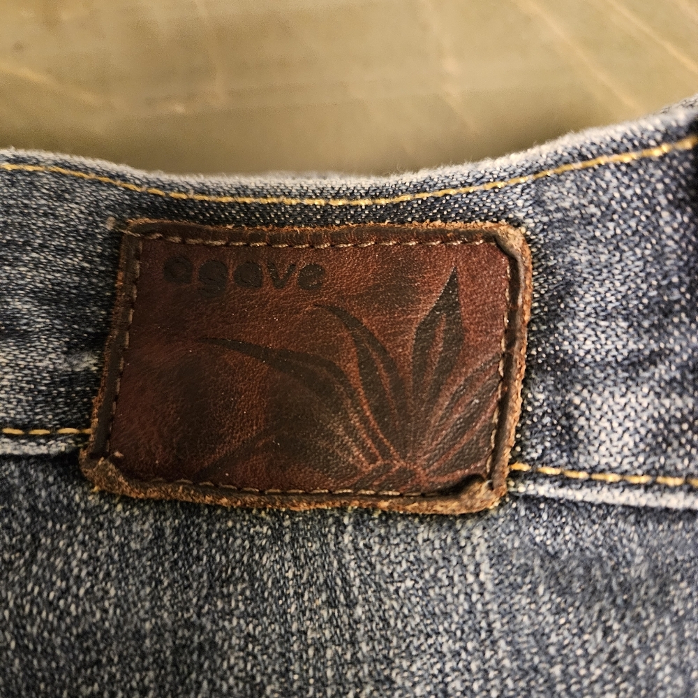 Jeans - Picture 2 of 6